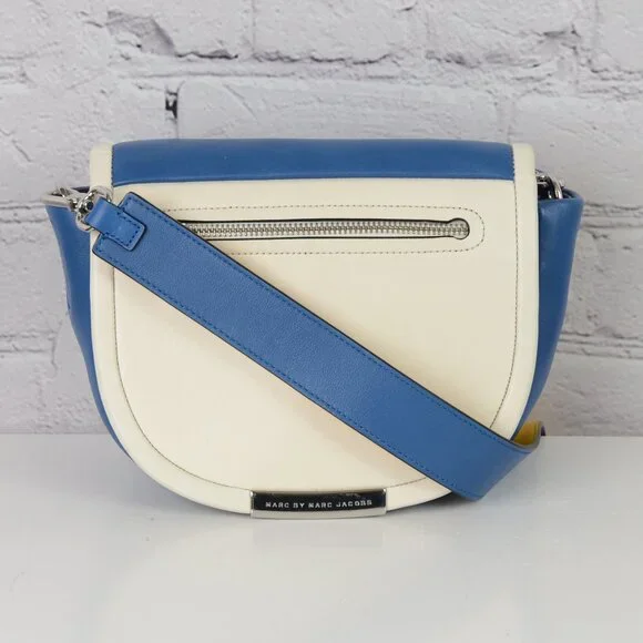 MARC JACOBS Luna Small Crossbody - Picture 1 of 16